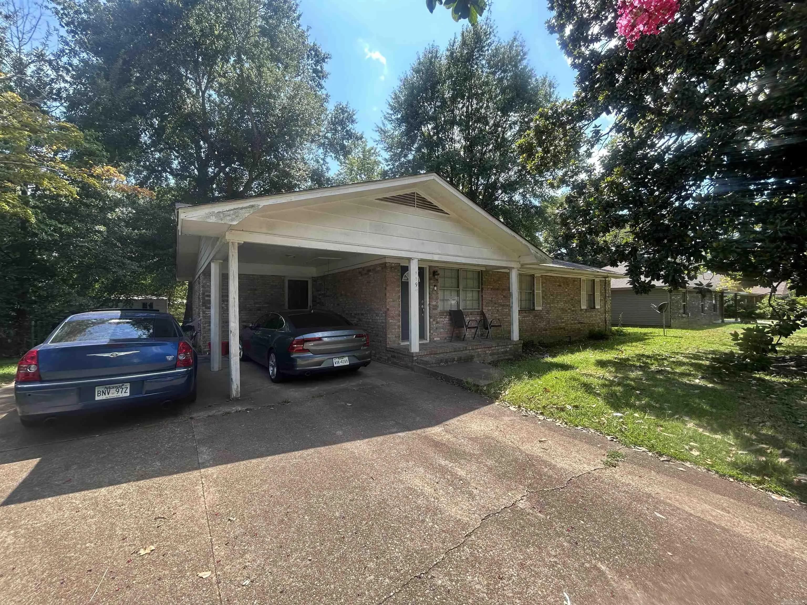 Property at 119  Cloverdale - Image 1