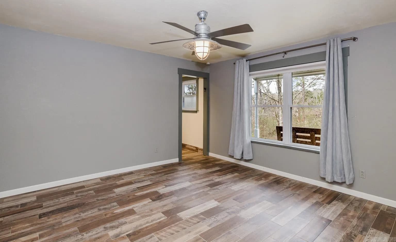 Property at 104  Rainbow - Image 23