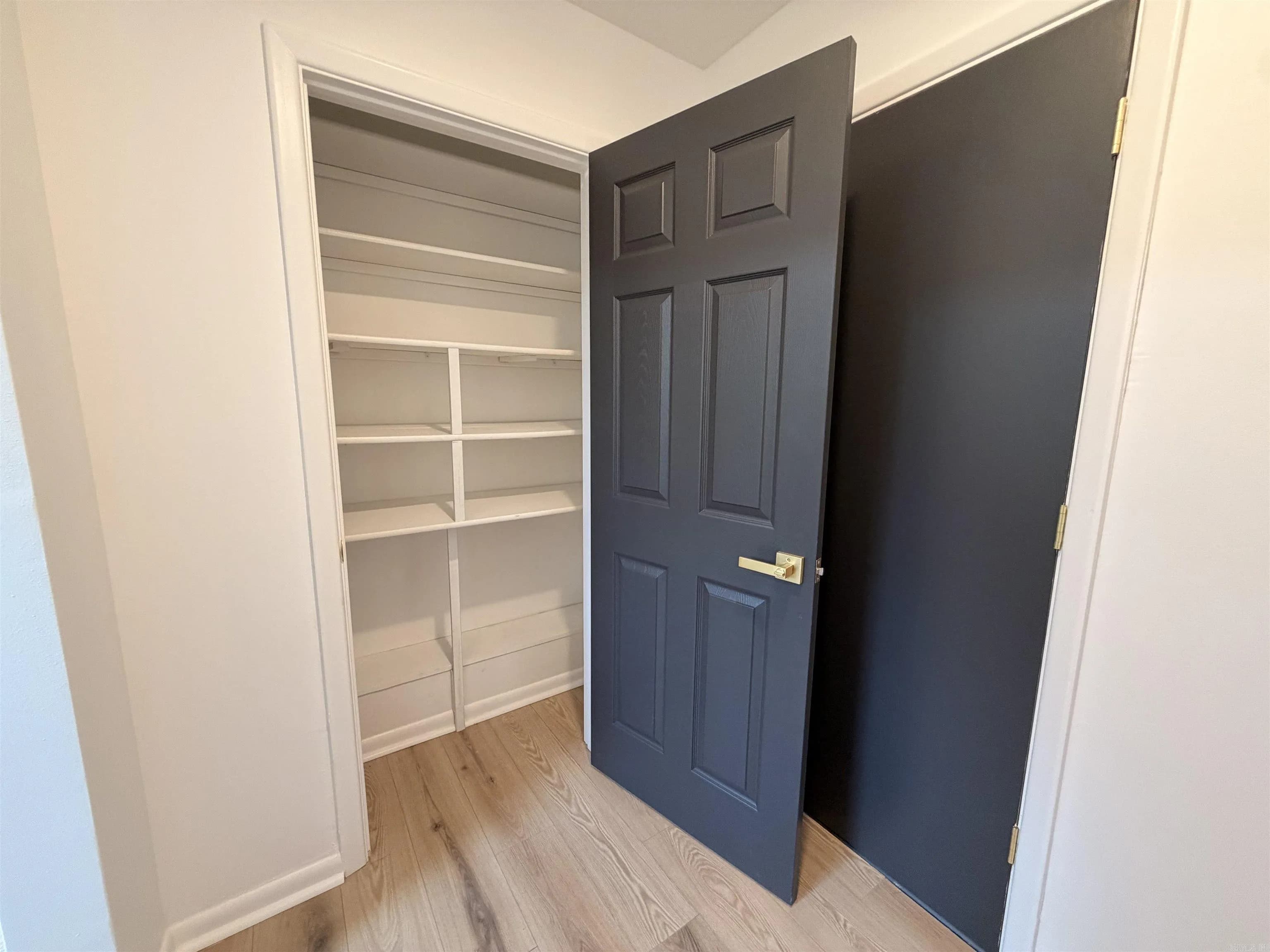 Property at 2705  Ozark - Image 20