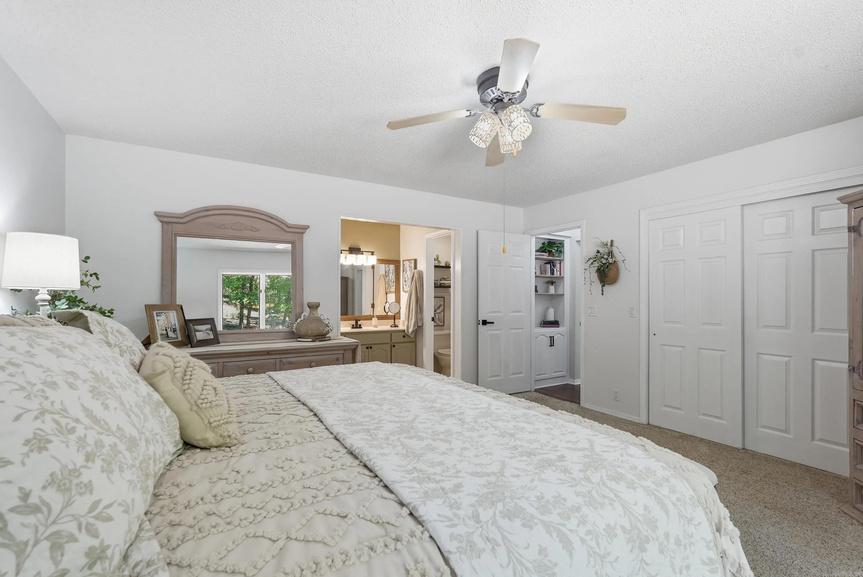 Property at 4  Ligadura lane - Image 18