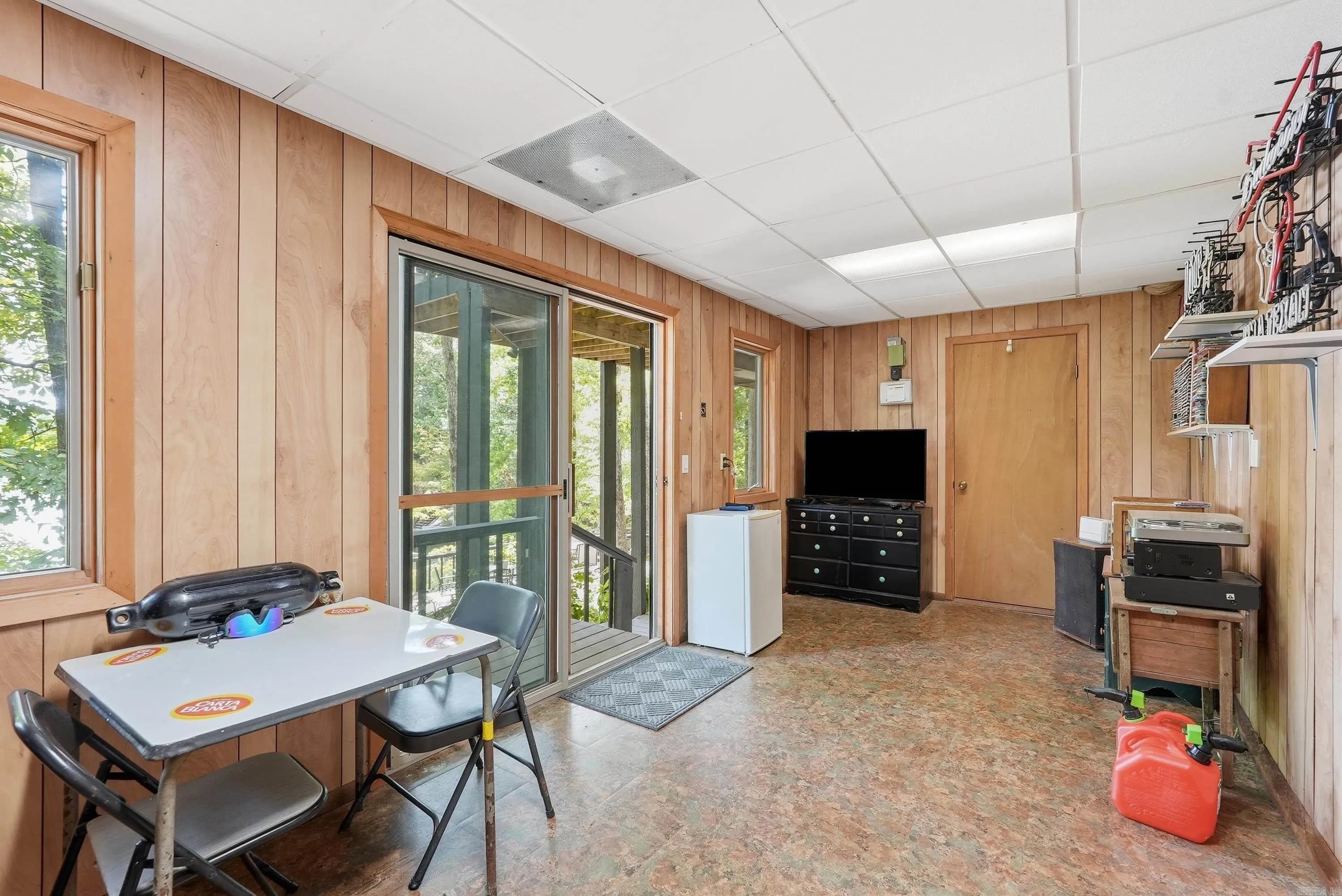 Property at 4  Ligadura lane - Image 28