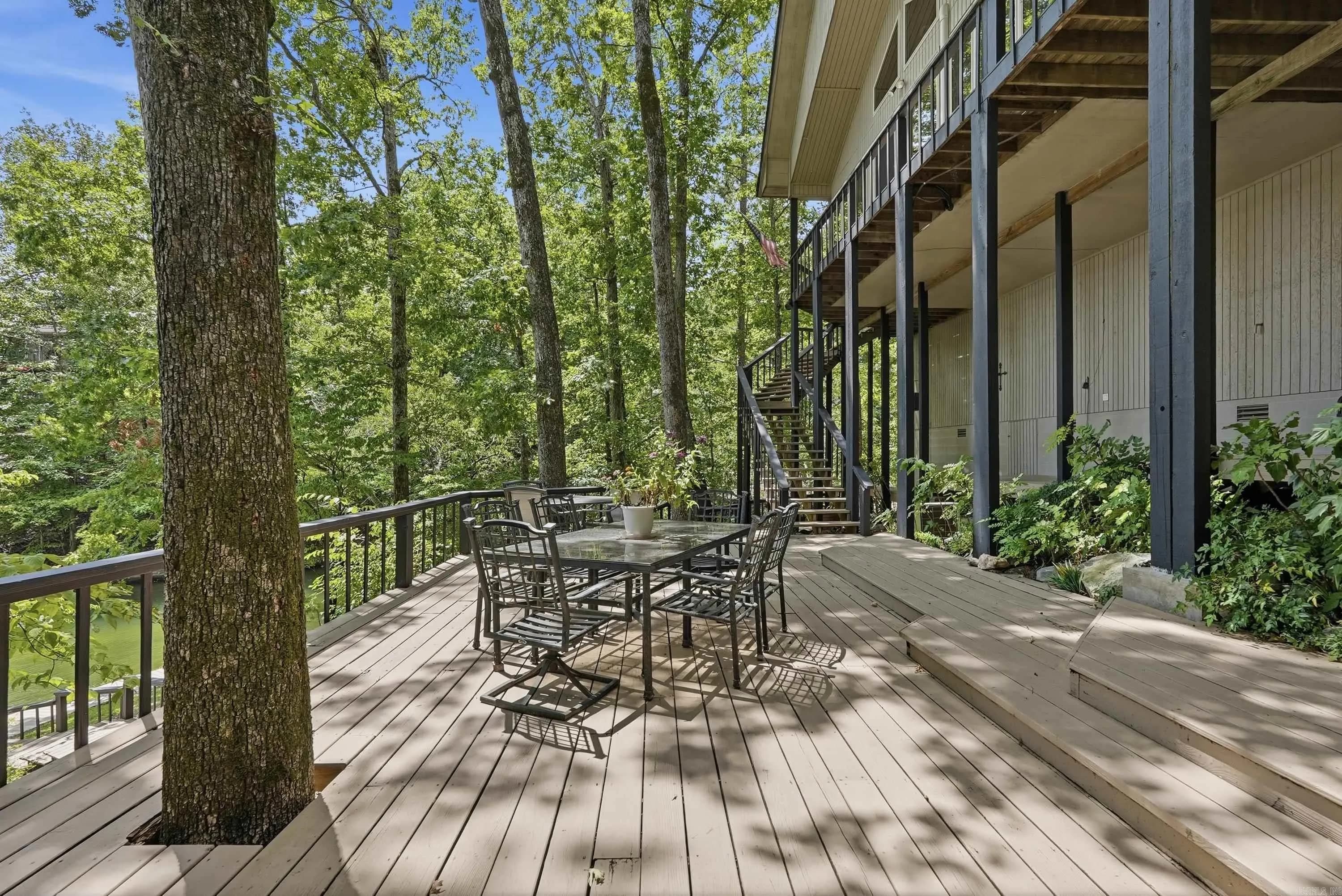 Property at 4  Ligadura lane - Image 27