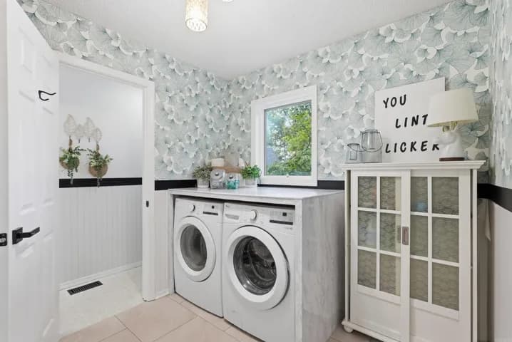Property at 4  Ligadura lane - Image 8