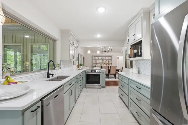 Property at 4  Ligadura lane - Image 10
