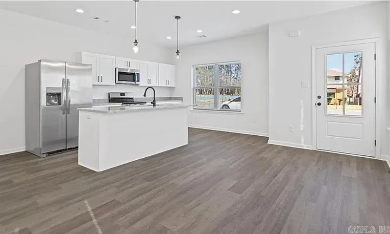 Property at 3818  Elam - Image 4