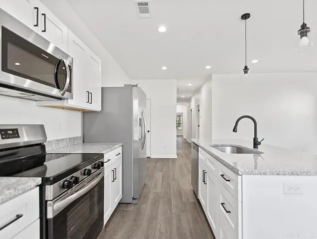 Property at 3818  Elam - Image 3