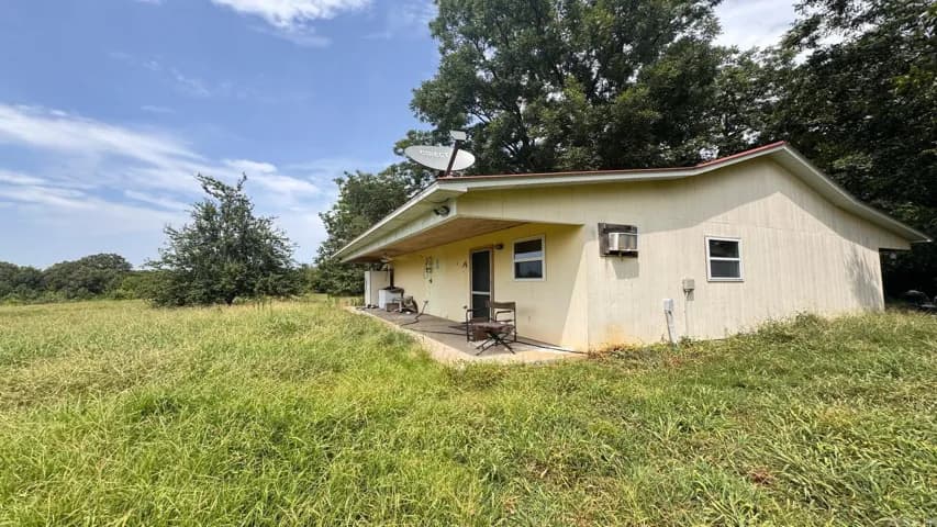 Property at 262  Hc 32 - Image 4