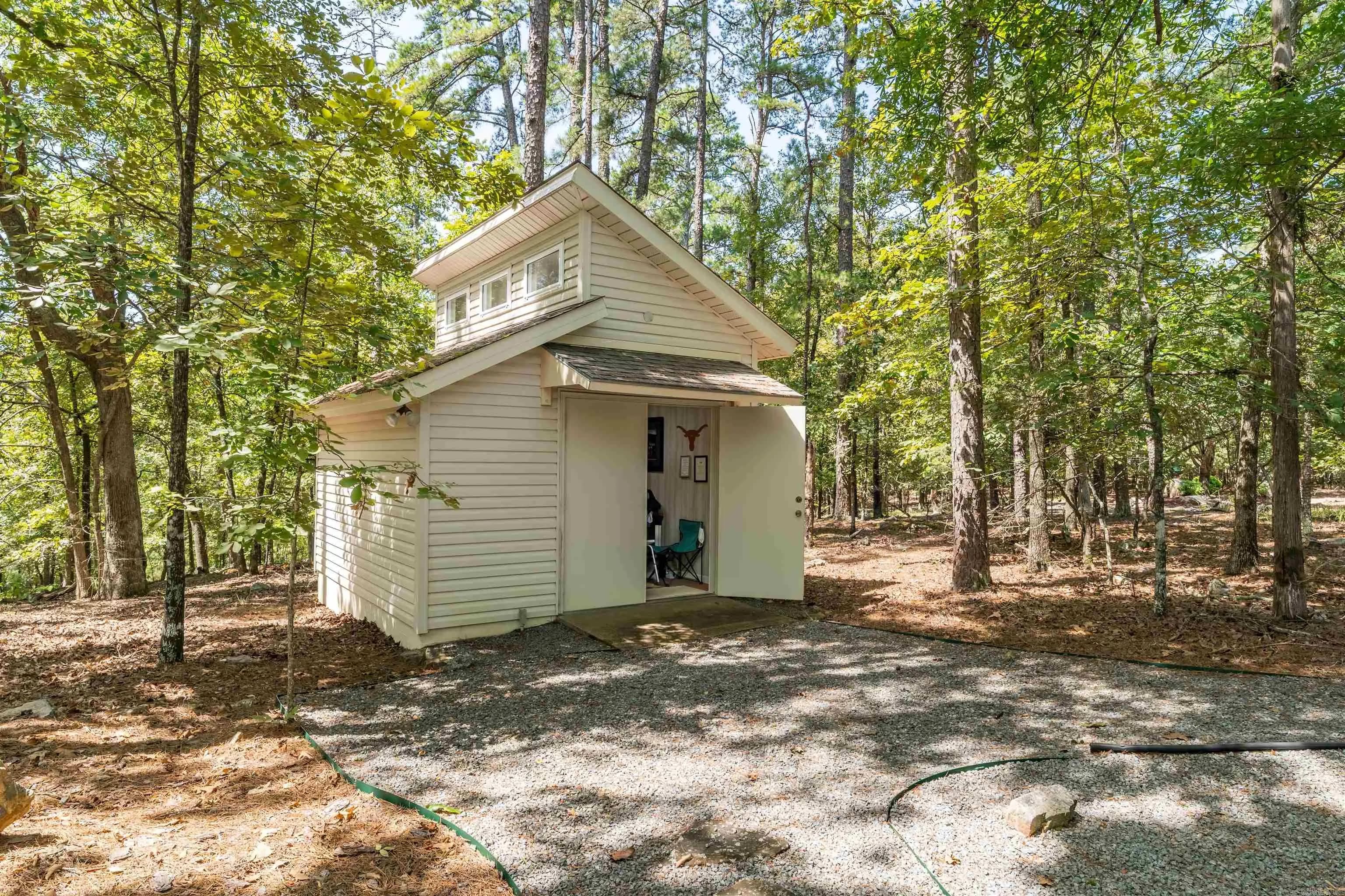 Property at 3  Jaguar ln - Image 30