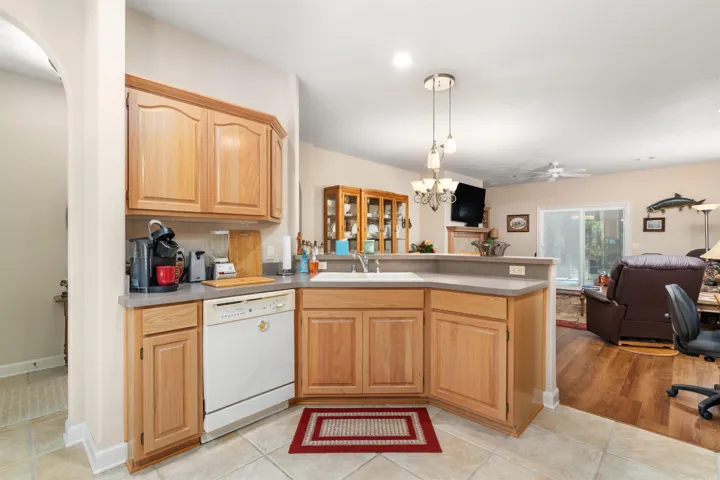 Property at 3  Jaguar ln - Image 11