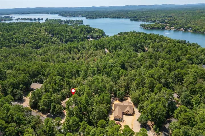 Property at 3  Jaguar ln - Image 2
