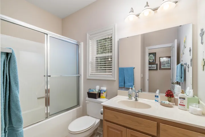 Property at 3  Jaguar ln - Image 18