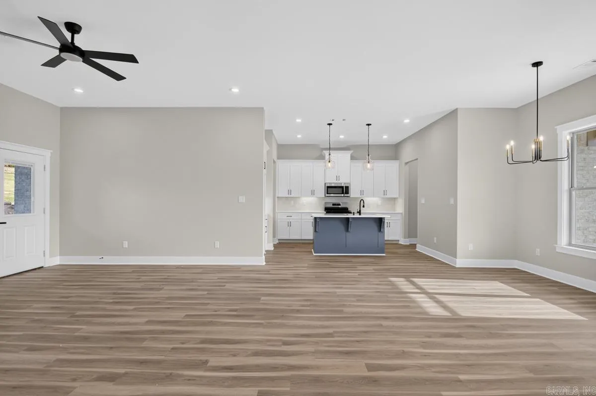 Property at 63  Oakbrooke drive - Image 9