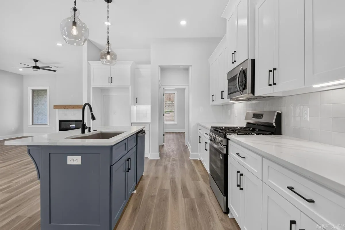 Property at 63  Oakbrooke drive - Image 13