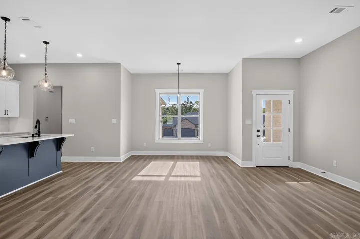 Property at 63  Oakbrooke drive - Image 8