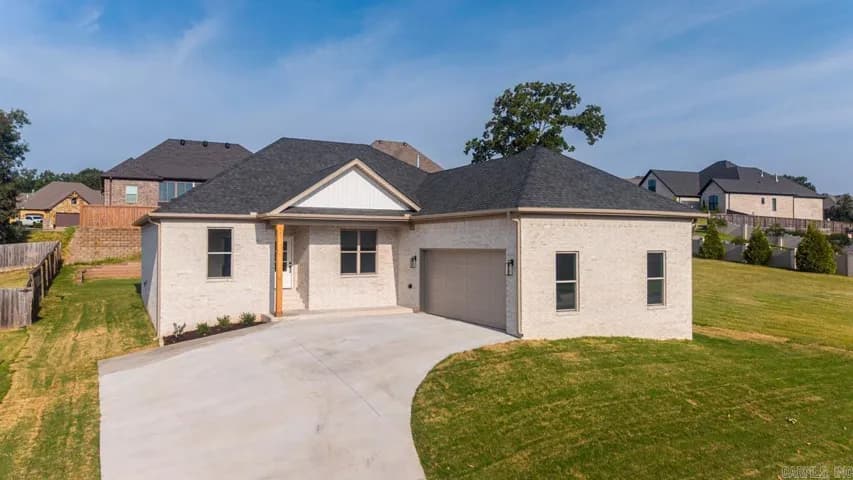 Property at 63  Oakbrooke drive - Image 2
