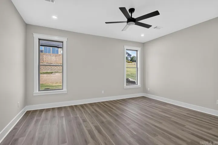 Property at 63  Oakbrooke drive - Image 17