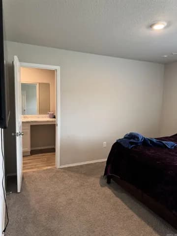 Property at 27  Sun drenched - Image 12