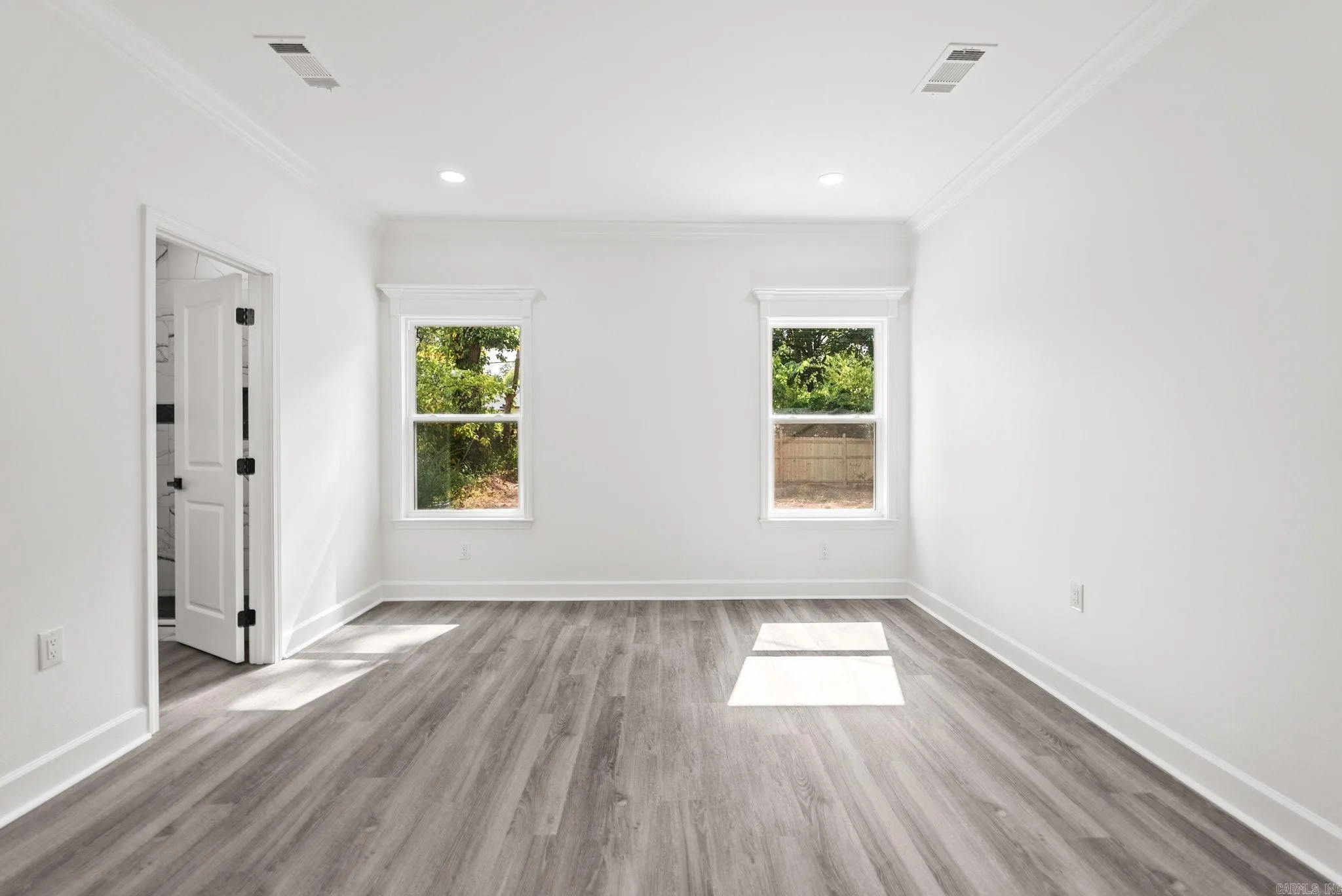 Property at 2217 S Pine - Image 13