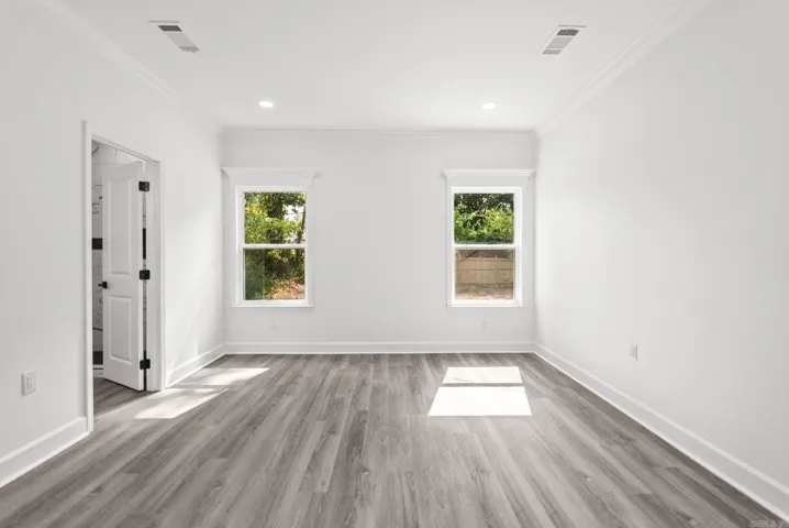Property at 2217 S Pine - Image 13