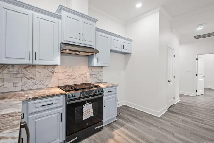 Property at 2217 S Pine - Image 23