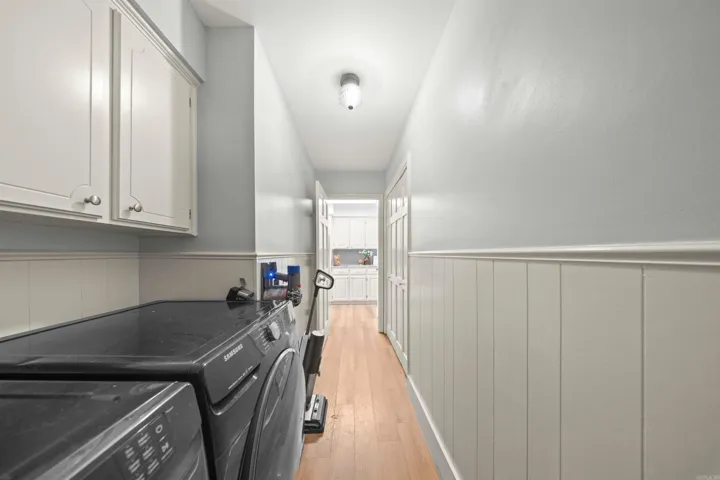 Property at 10  Kensington - Image 27