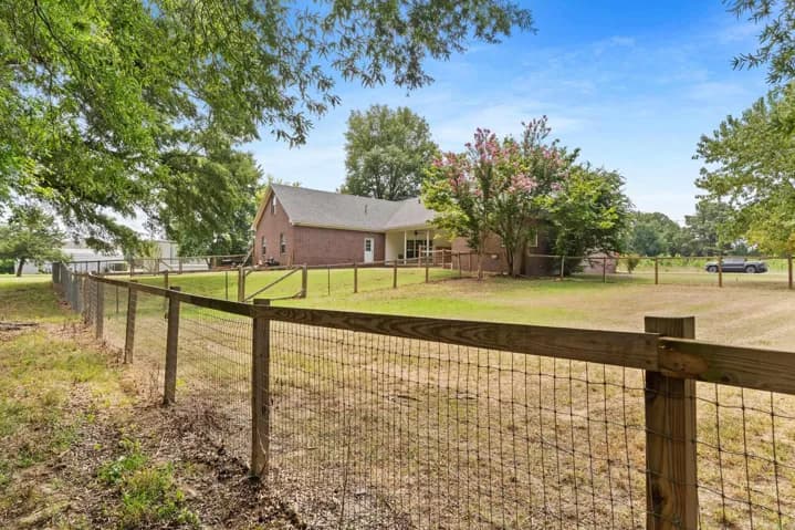 Property at 13  Mckenzie - Image 14