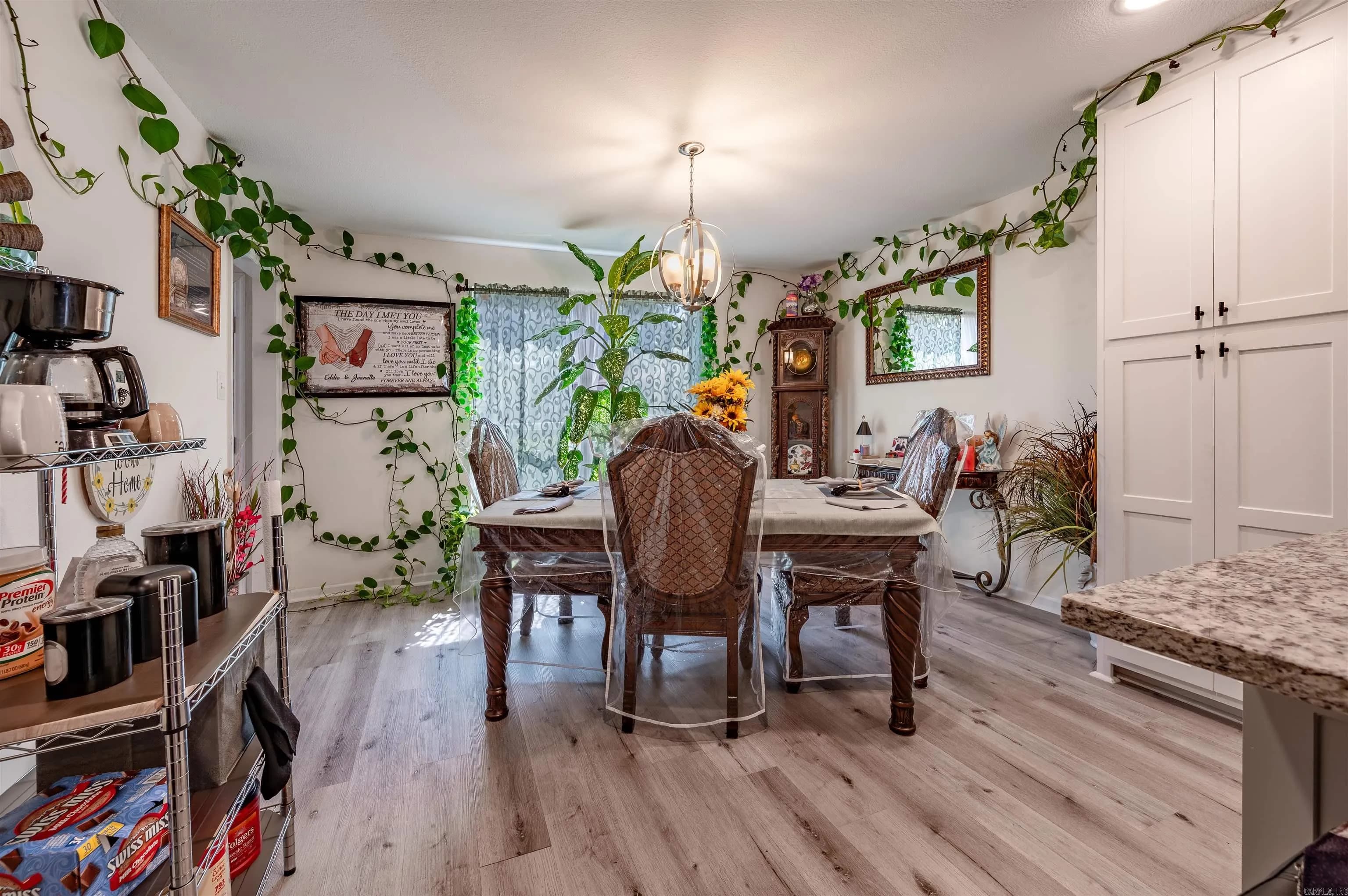 Property at 2  Quail - Image 2