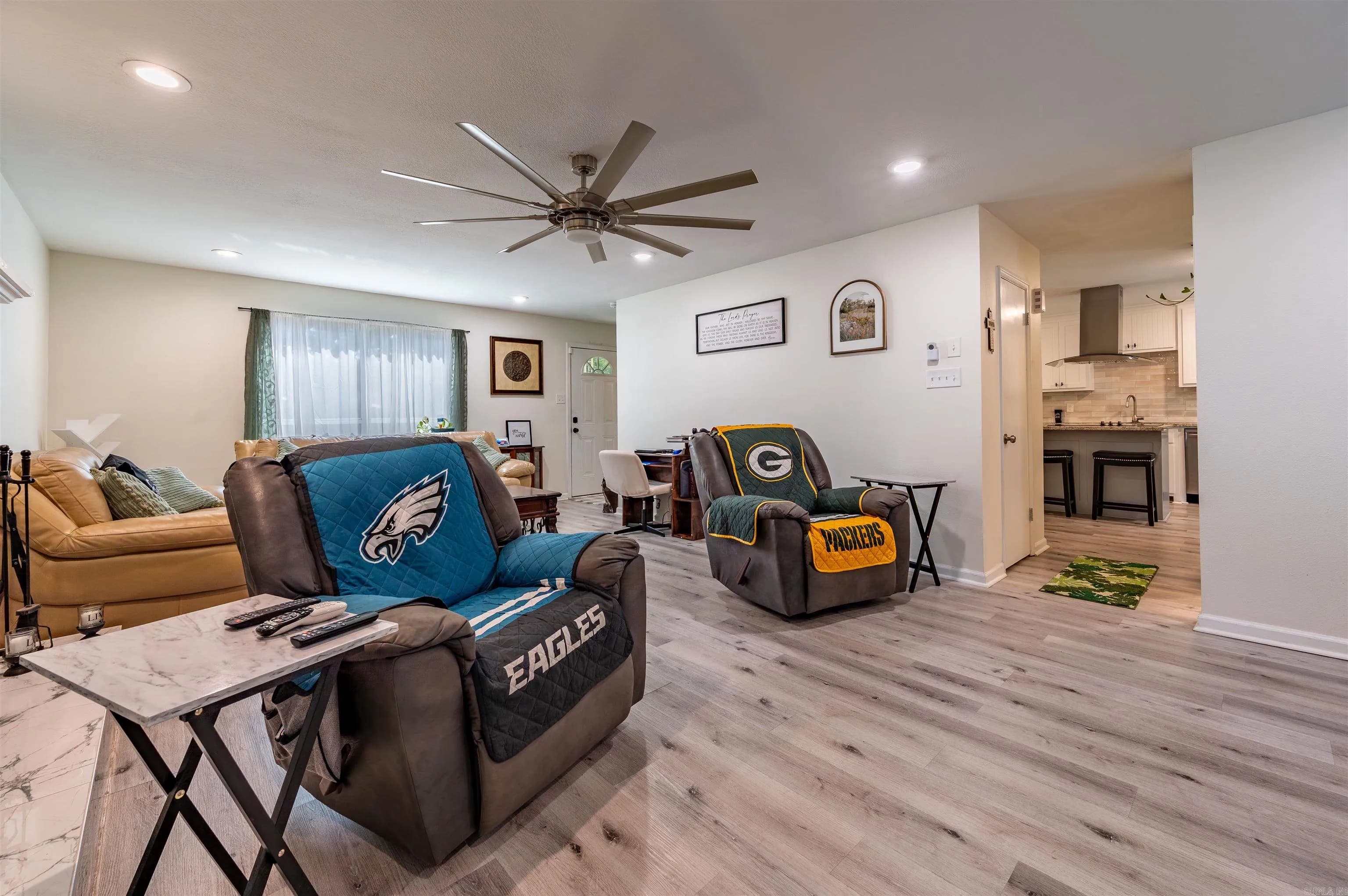 Property at 2  Quail - Image 11