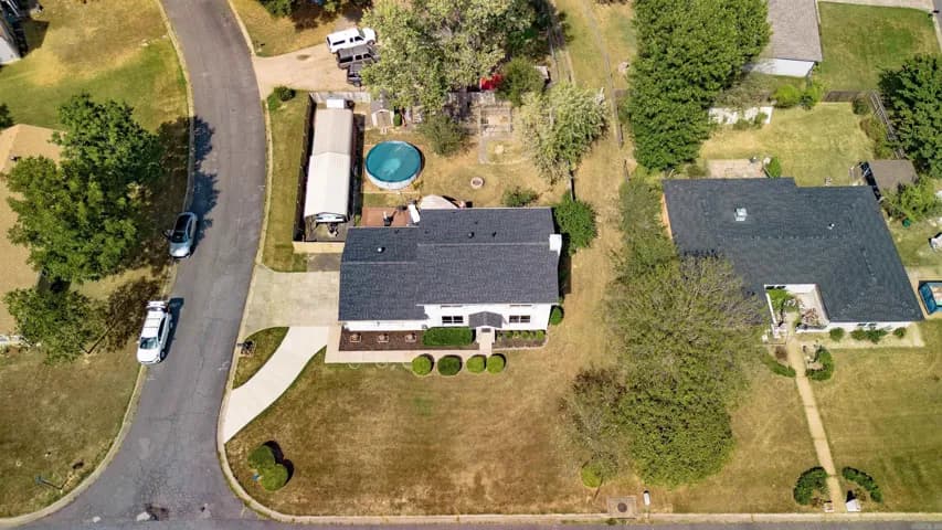 Property at 2  Quail - Image 38