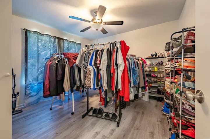 Property at 2  Quail - Image 18