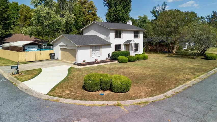 Property at 2  Quail - Image 35