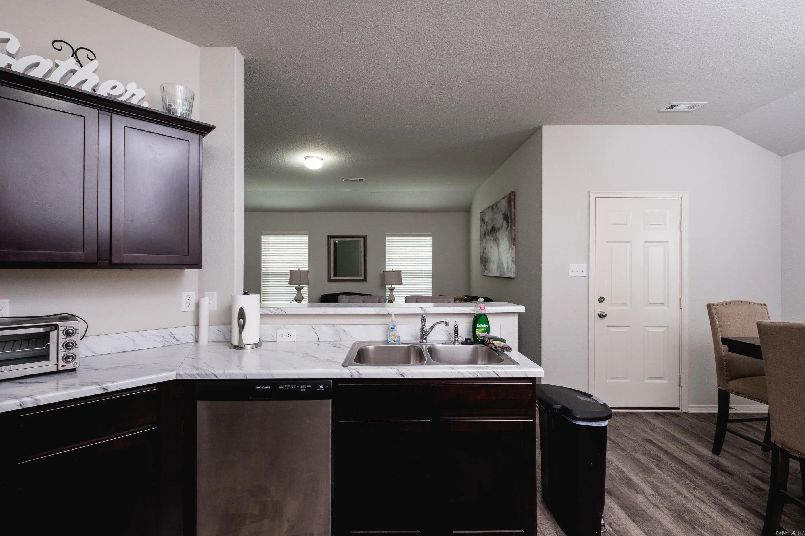 Property at 6496  Amalie - Image 18