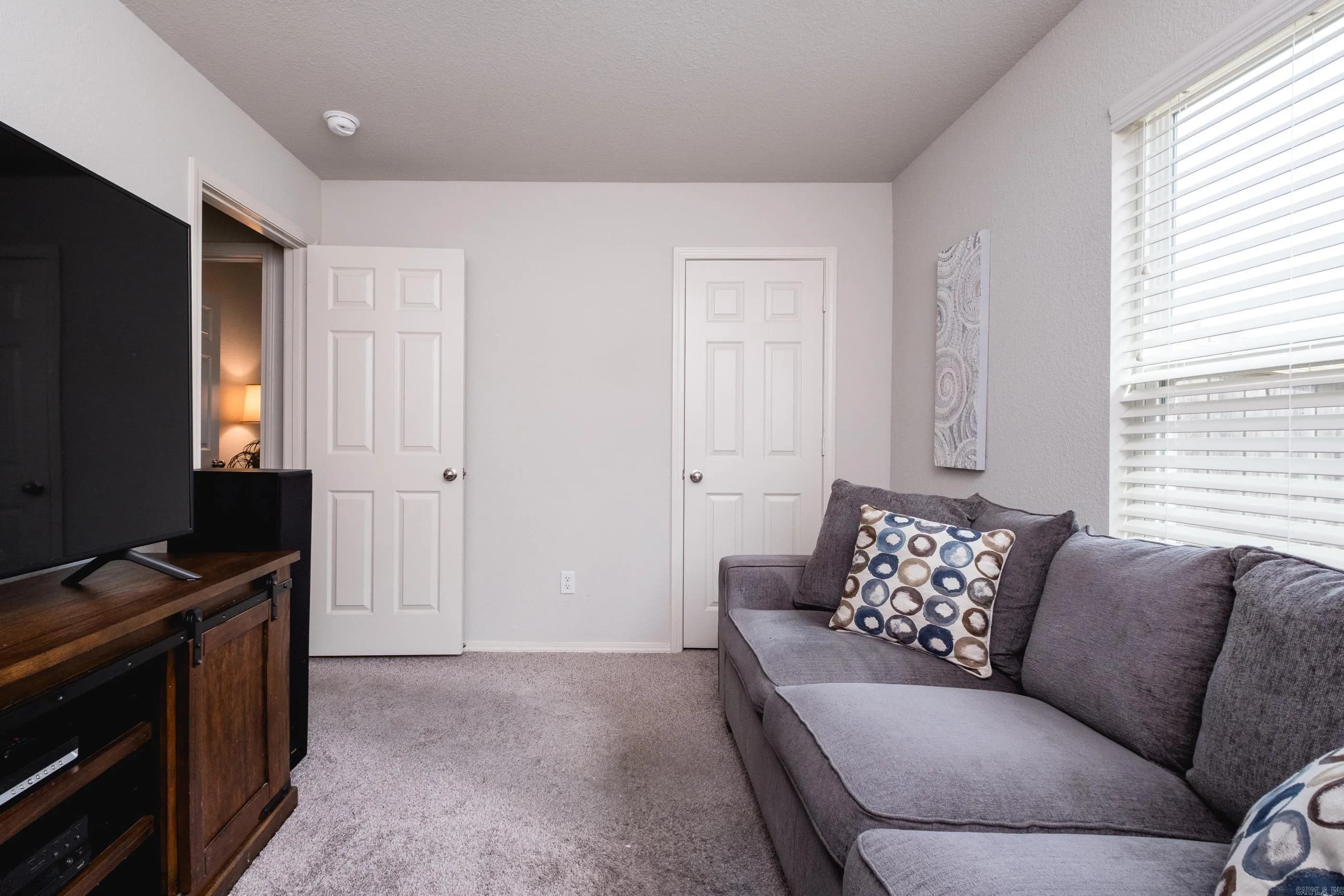 Property at 6496  Amalie - Image 27