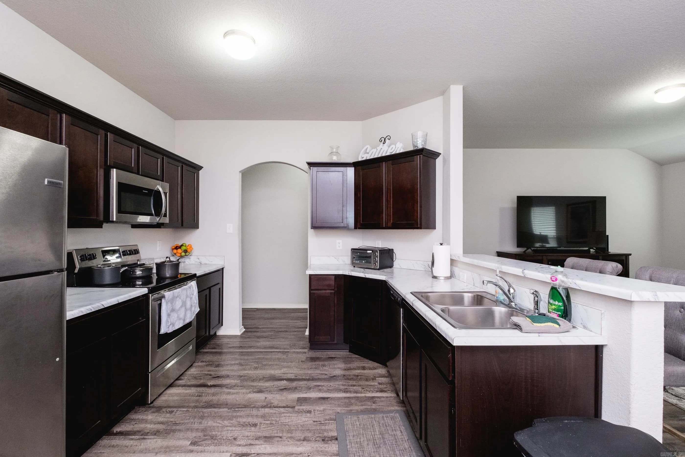 Property at 6496  Amalie - Image 16