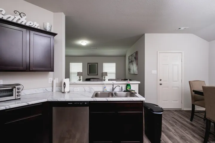 Property at 6496  Amalie - Image 18