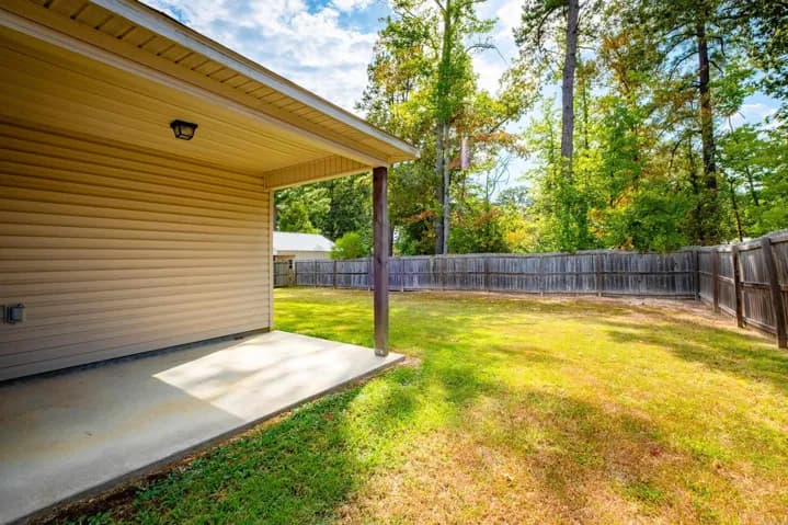 Property at 6496  Amalie - Image 40