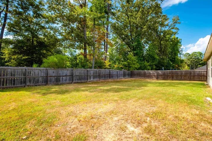 Property at 6496  Amalie - Image 48