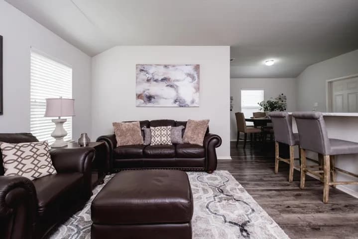 Property at 6496  Amalie - Image 10