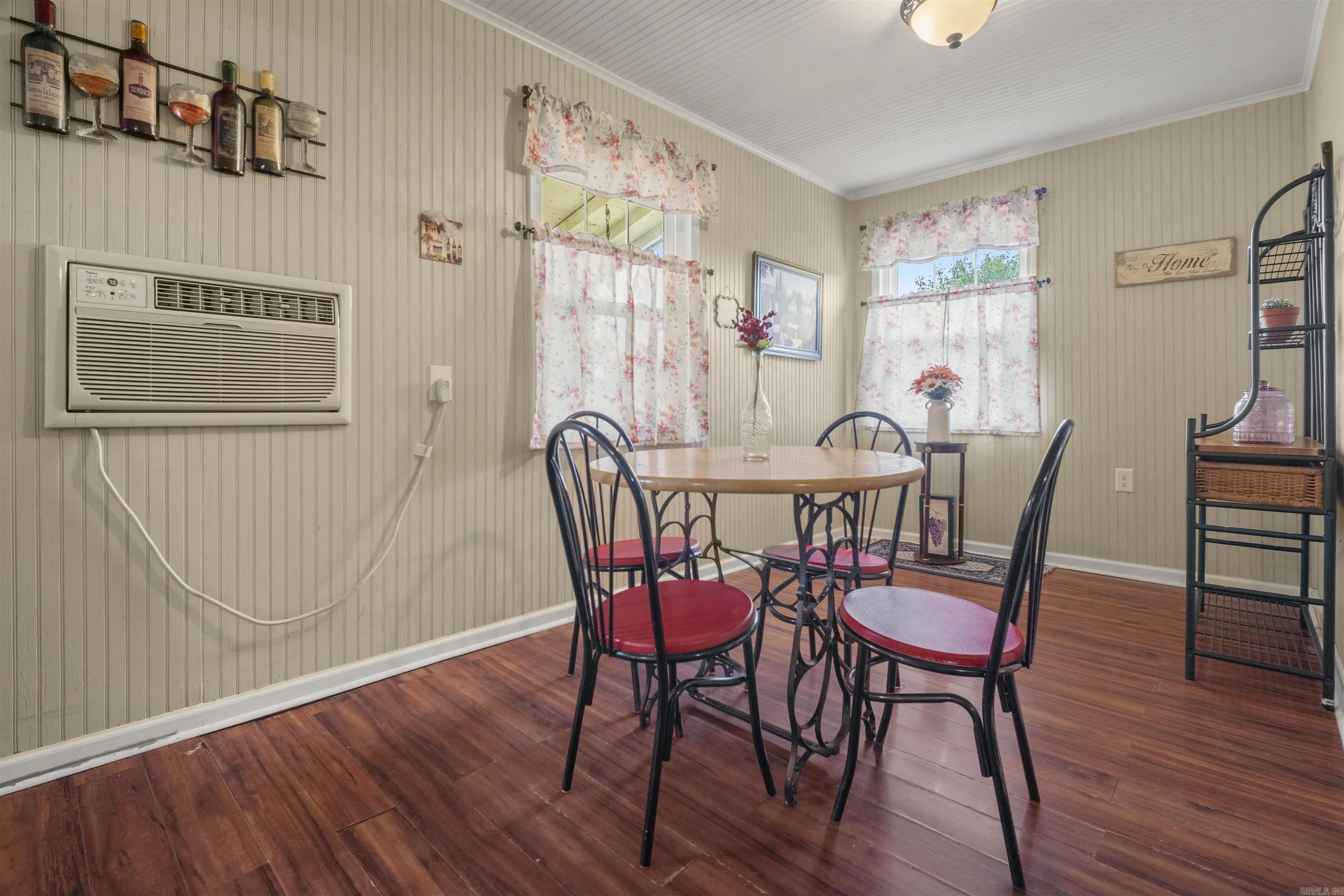 Property at 99  Sandtown - Image 12