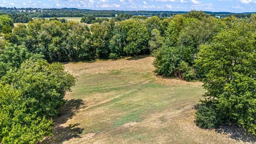 Property at 99  Sandtown - Image 43