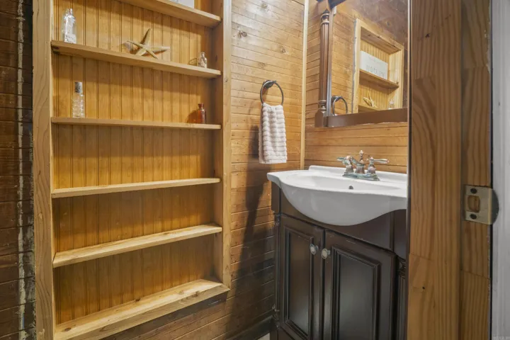 Property at 99  Sandtown - Image 28
