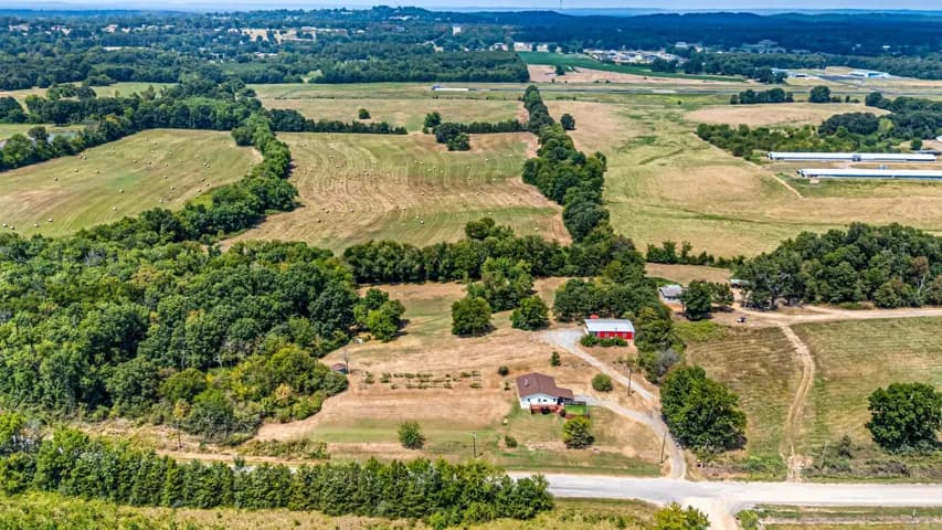 Property at 99  Sandtown - Image 48