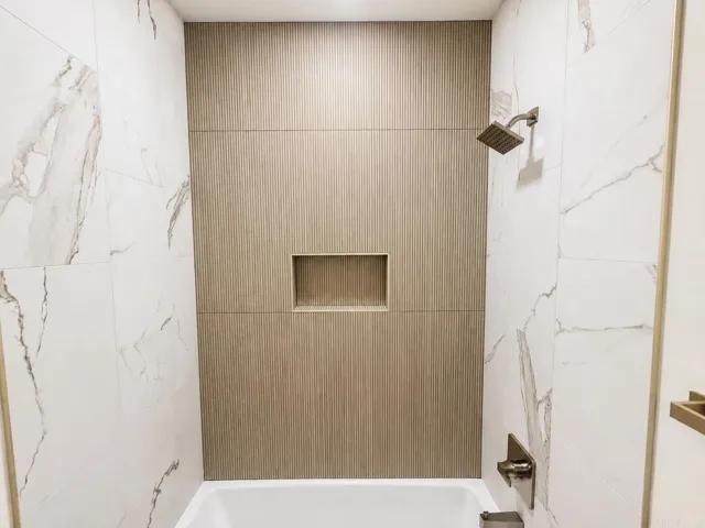 Property at 20  Crescent - Image 16