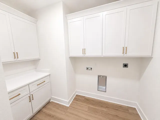Property at 20  Crescent - Image 12