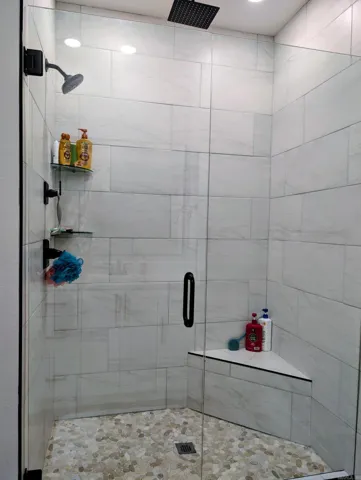 Property at 102  Merritt road - Image 14