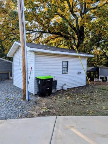 Property at 102  Merritt road - Image 35