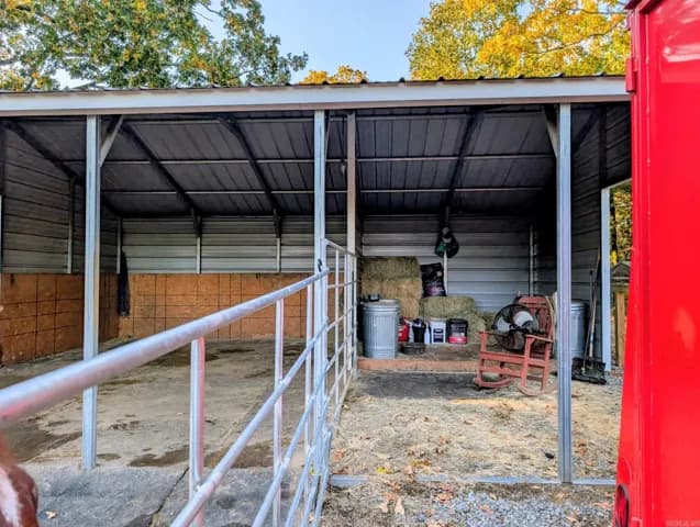 Property at 102  Merritt road - Image 36