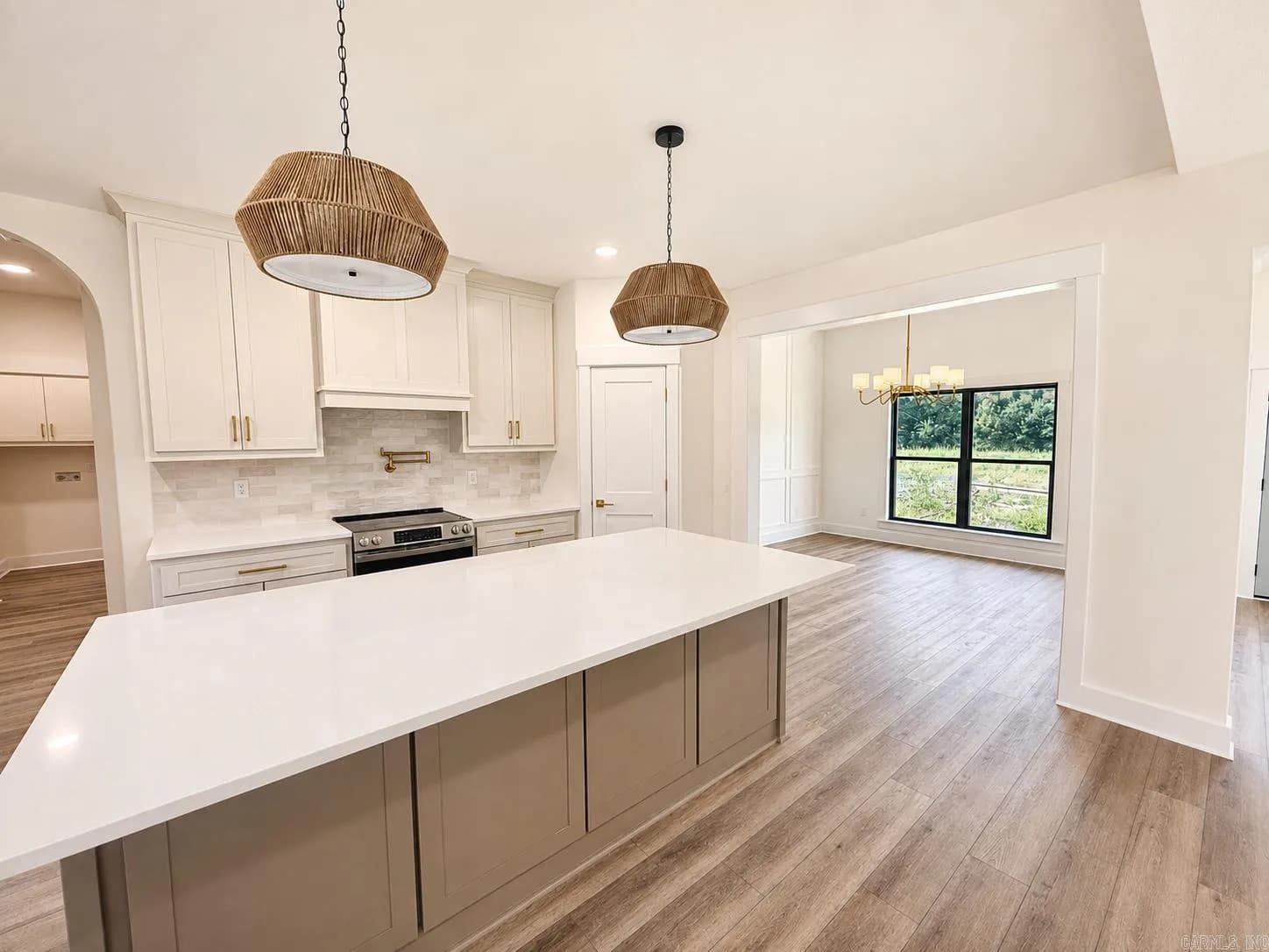Property at 10  Crescent - Image 5