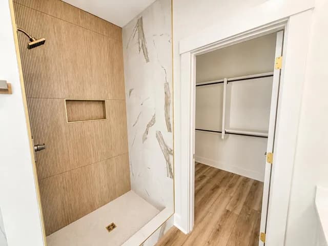 Property at 10  Crescent - Image 7