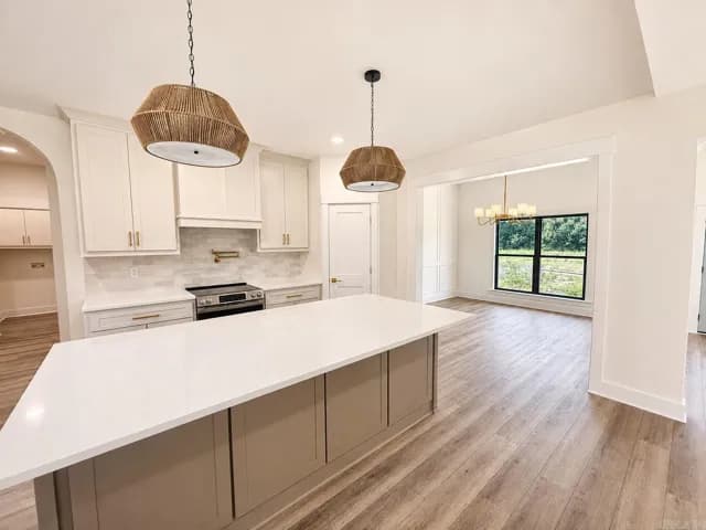 Property at 10  Crescent - Image 5